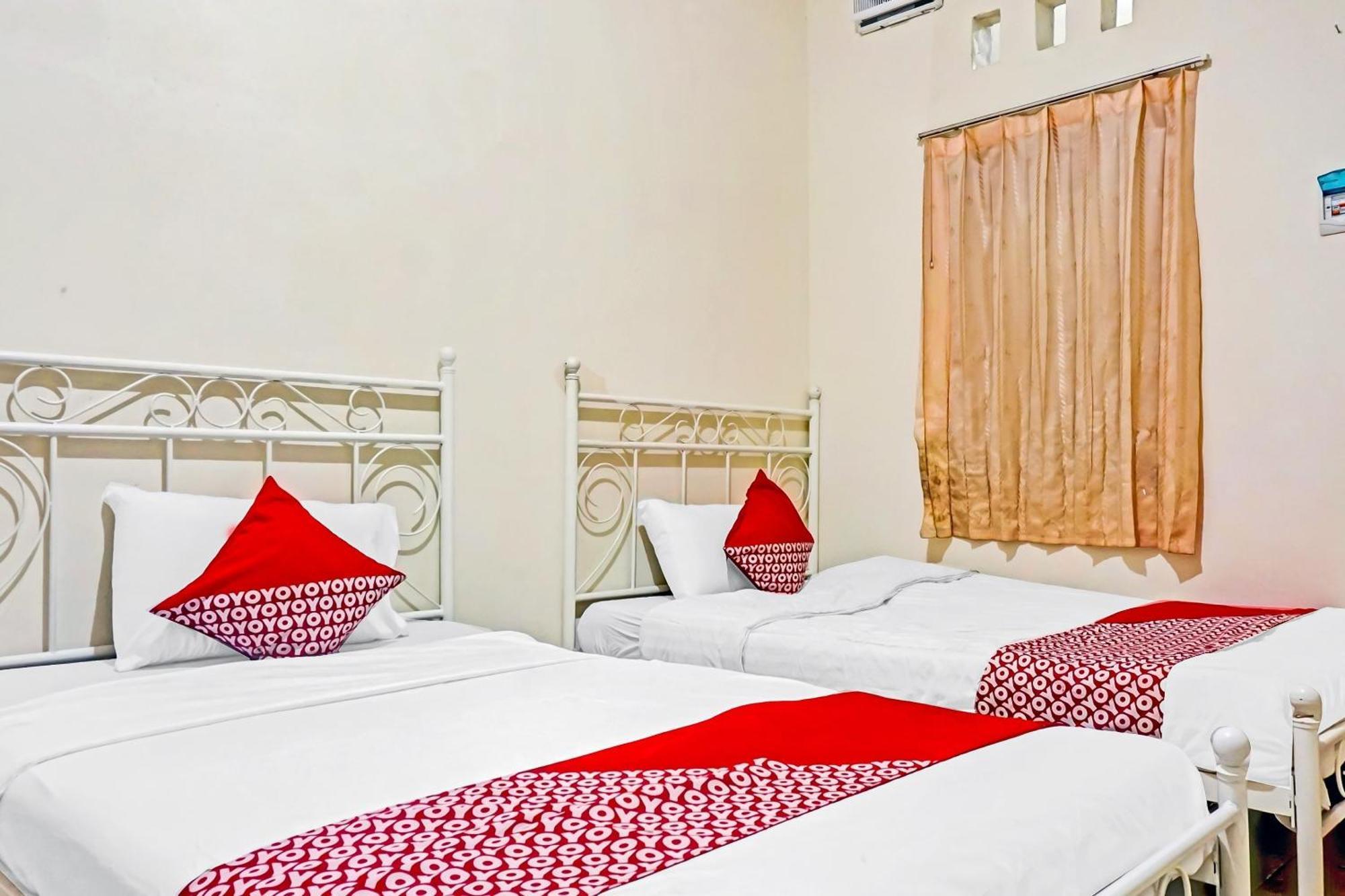 Hotel Oyo 90689 Lily House Tangerang Exterior foto
